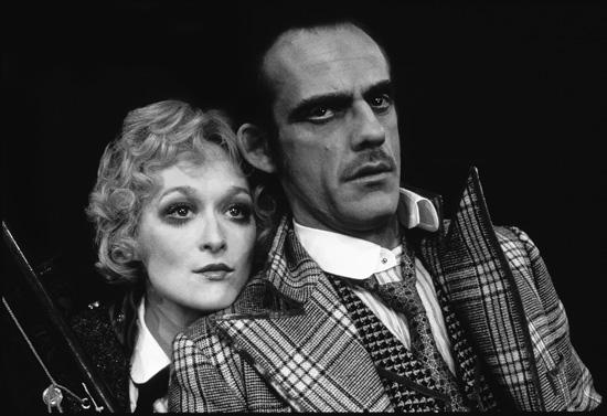 Meryl Streep and Christopher Lloyd in «Happy End» by Kurt Weill and Bertolt Brecht. Chelsea Theater Center, 1977. Photo: Martha Swope