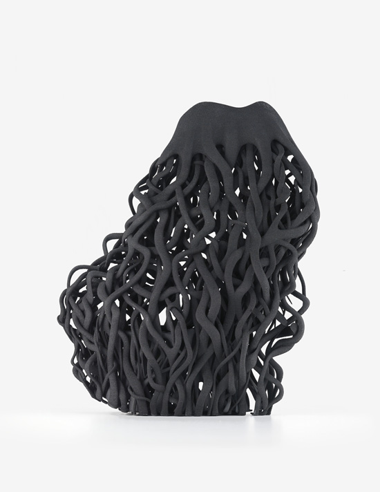 Iris van Herpen X United Nude. «Beyond Wilderness», 2013. Courtesy of United Nude. Foto: Jay Zukerkorn